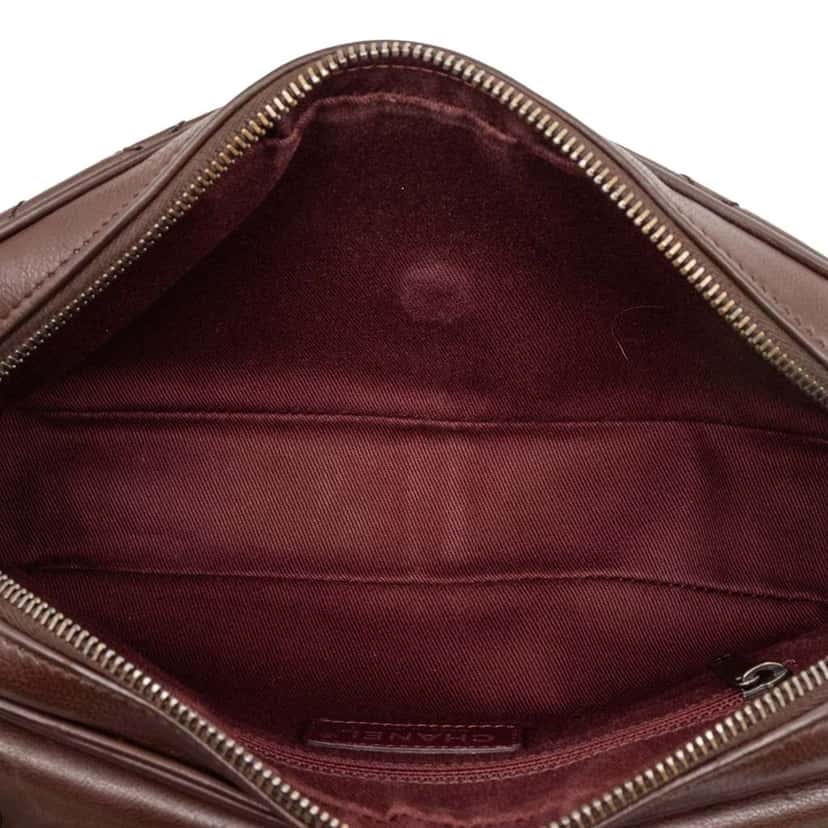 Chanel Paris Edinburgh Medium Calfskin Coco Sporran Flap Red Leather Good condition - Model View