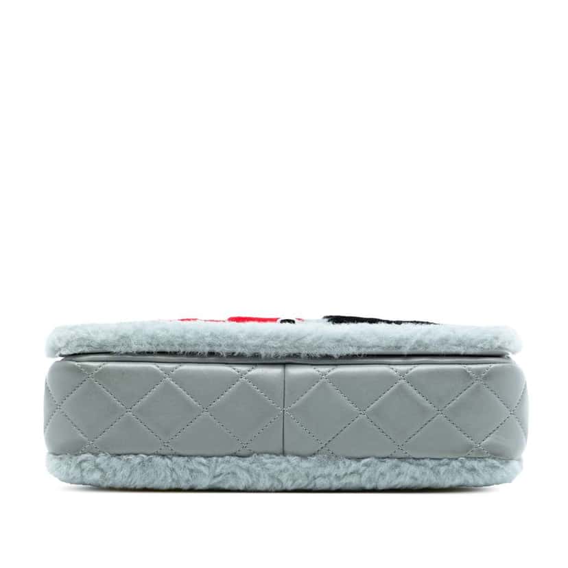Chanel Shearling and Lambskin Patchwork No 5 Pop Art Flap Grey Good condition - Inside View