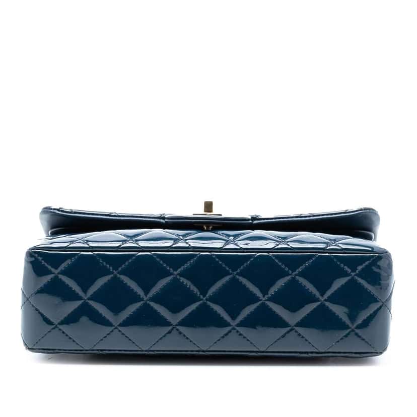 Chanel Small Classic Patent Double Flap Blue Leather Good condition - Inside View