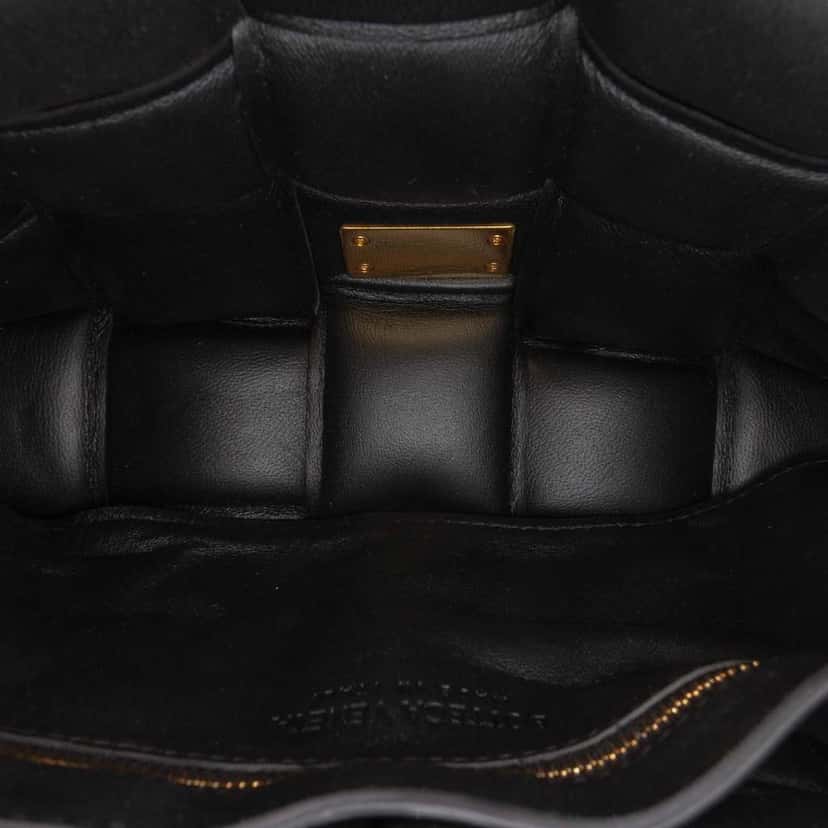 Bottega Veneta Nappa Intrecciato Padded Chain Cassette Satchel Black Leather Very good condition - Model View