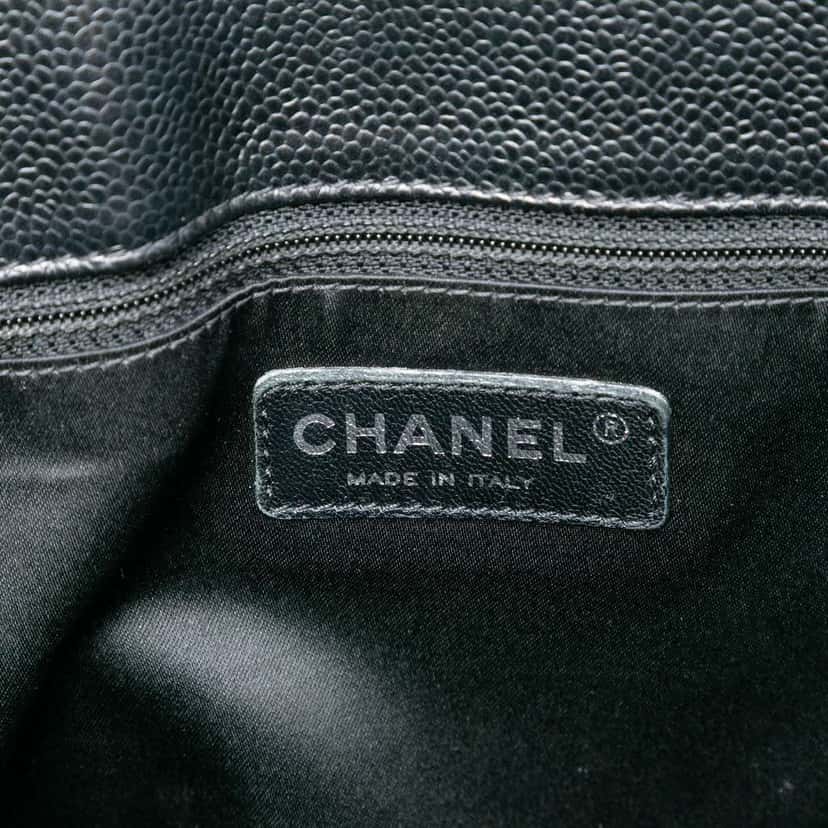 Chanel Caviar Grand Shopping Tote Black Leather Very good condition - Box View