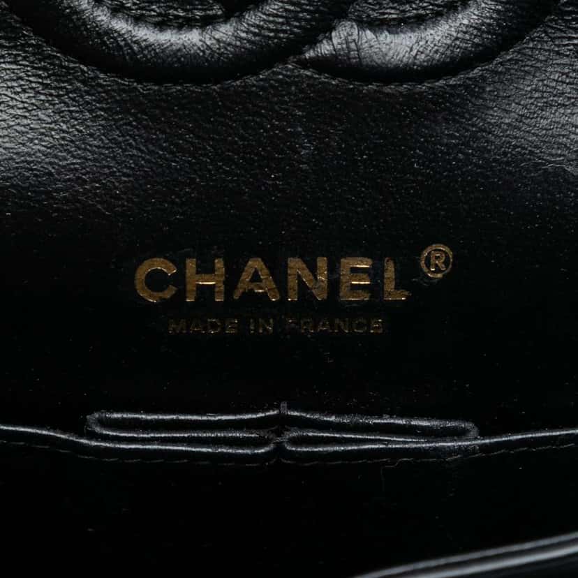 Chanel Medium Classic Patent Double Flap Black Leather Good condition - Box View