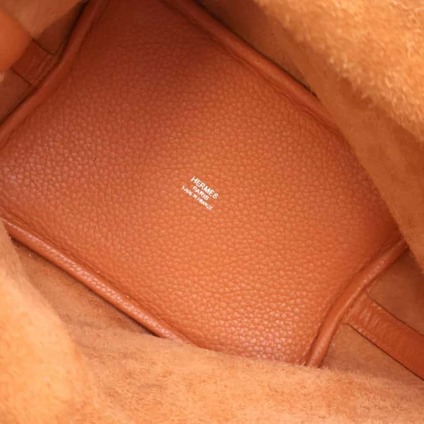 Hermès Clemence Picotin Lock 18 Orange Leather Good condition - Model View