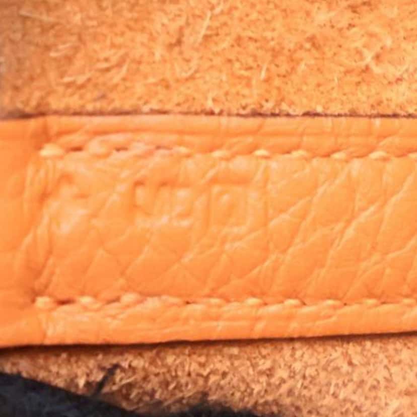 Hermès Clemence Picotin Lock 18 Orange Leather Good condition - Box View