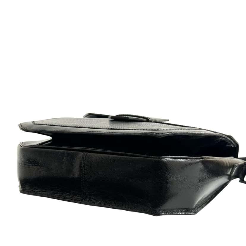 Saint Laurent Lizard Embossed Leather Monogram Crossbody Black Leather Good condition - Model View