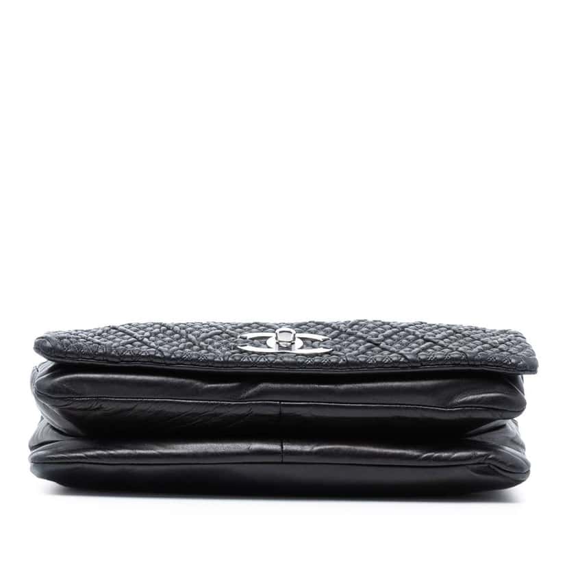 Chanel CC Quilted Astrakhan Single Flap Black Leather Very good condition - Inside View