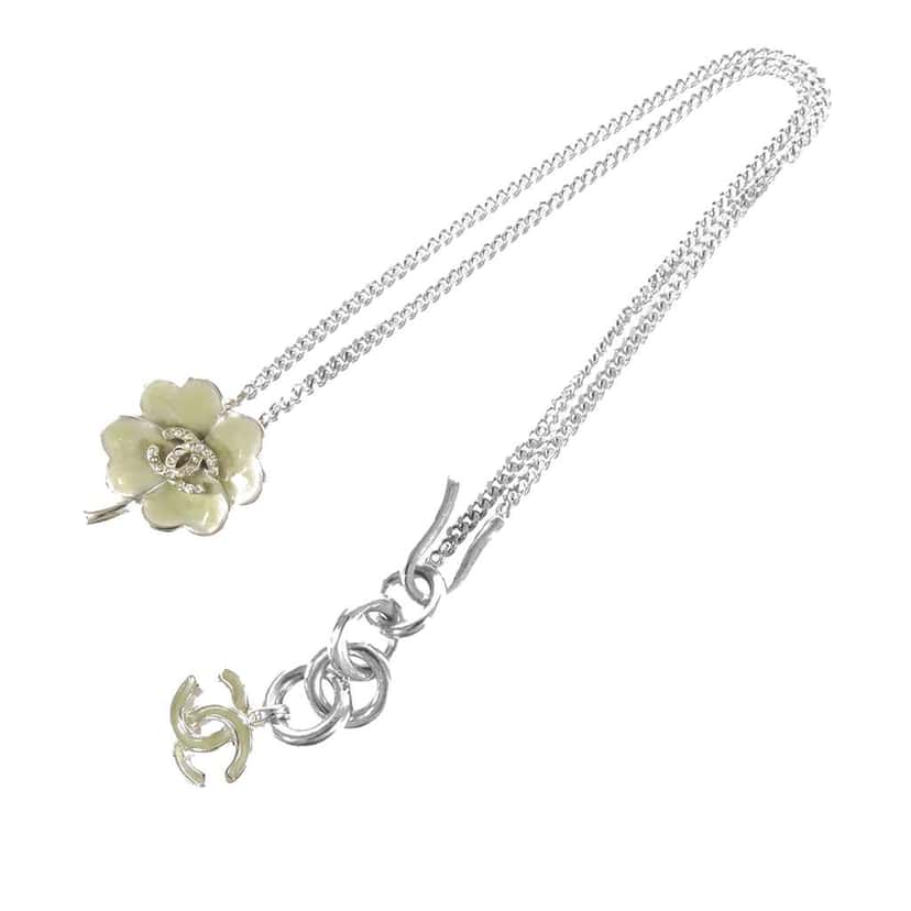 Chanel CC Silver Plated Crystal Clover Pendant Necklace Silver Metal Good condition - Front View