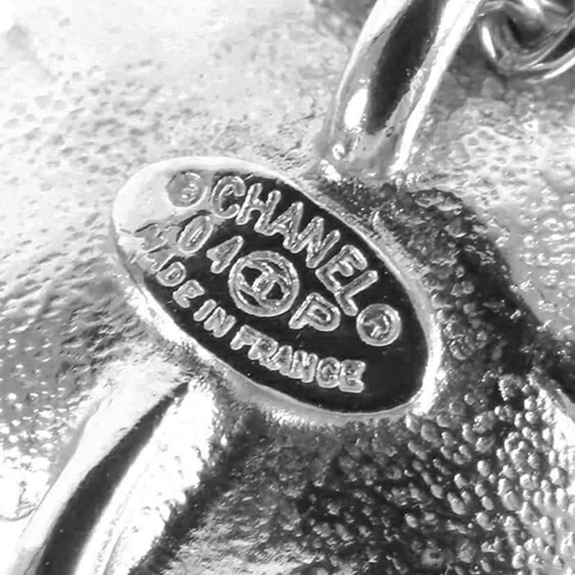 Chanel CC Silver Plated Crystal Clover Pendant Necklace Silver Metal Good condition - Inside View
