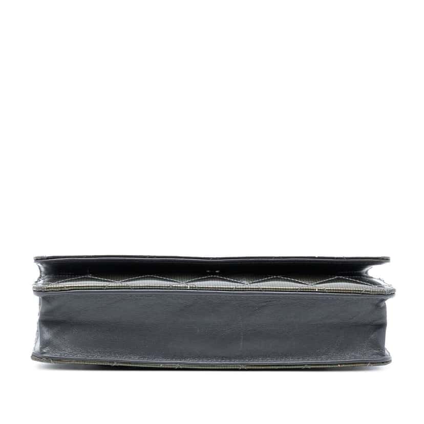 Chanel CC Quilted Metallic Patent Striped Wallet on Chain Green Leather Good condition - Inside View