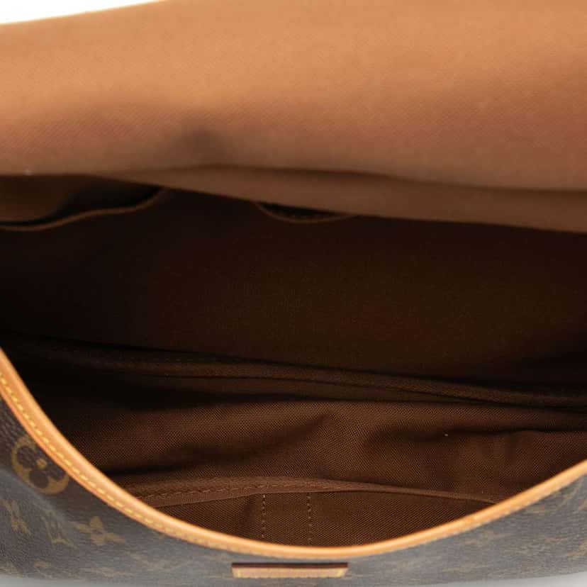 Louis Vuitton Monogram Saumur 35 Brown Good condition - Model View