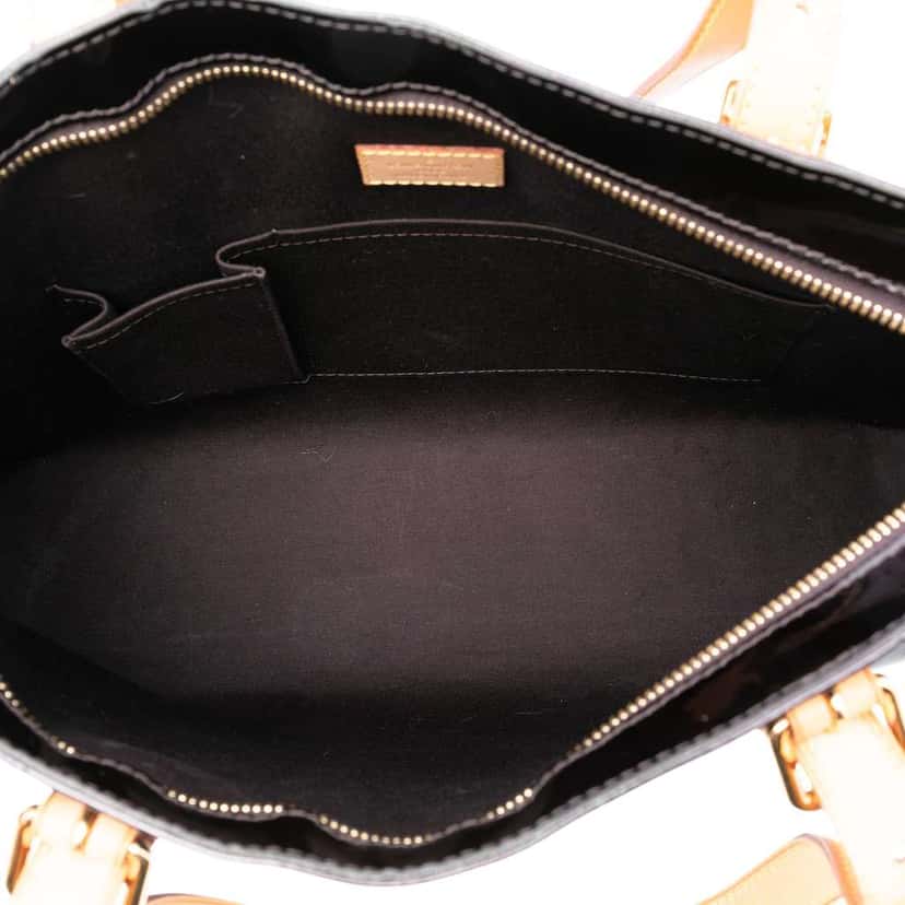 Louis Vuitton Monogram Vernis Brentwood Purple Leather Good condition - Model View