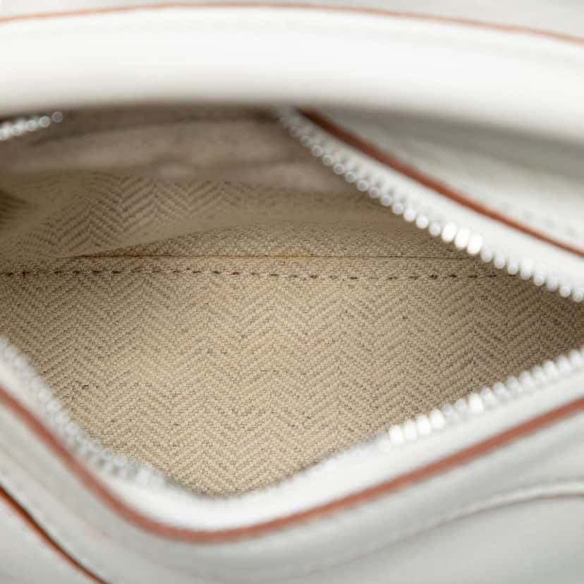 Loewe Nano Calfskin Puzzle Satchel White Leather Good condition - Model View