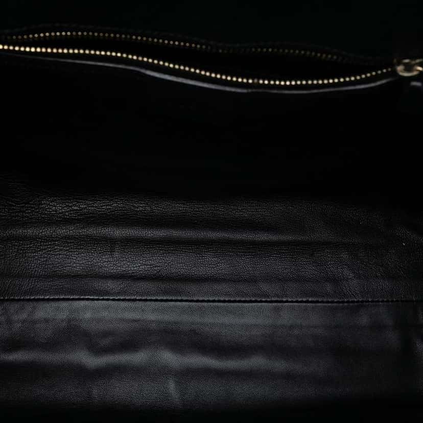 Gucci Large Leather Emily Shoulder Bag Black Leather Very good condition - Model View