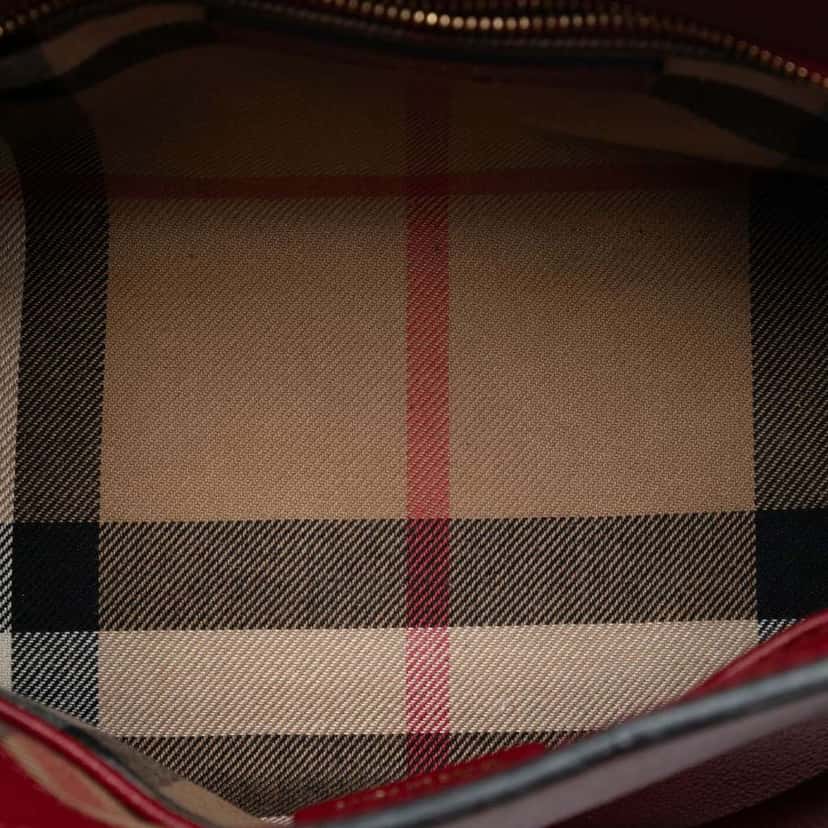 Burberry Small Grained Leather Buckle Tote Red Leather Good condition - Model View