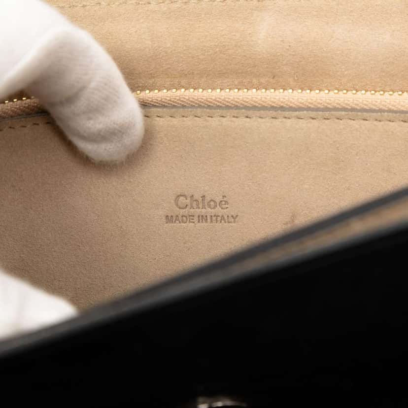 Chloé Medium Calfskin and Suede Faye Crossbody Black Leather Very good condition - Box View