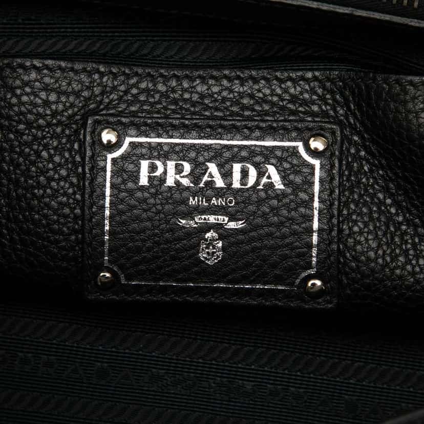 Prada Vitello Daino Shopping Tote Black Leather Good condition - Box View