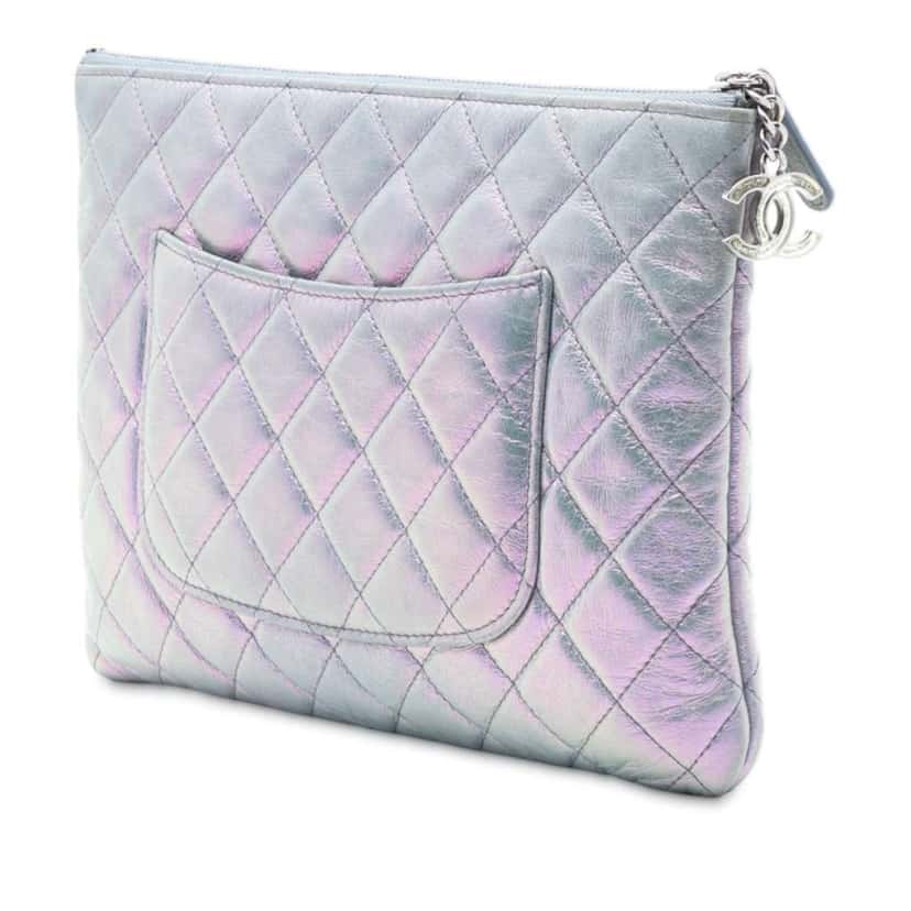 Chanel Medium Quilted Metallic Aged Calfskin O Case Clutch Silver Leather Very good condition - Back View