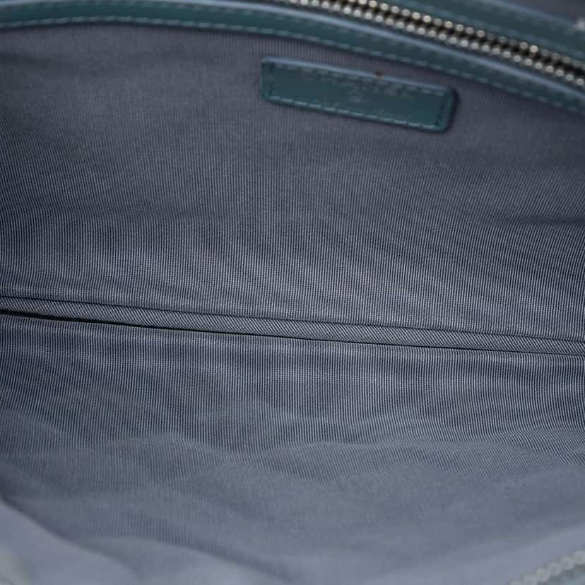 Chanel Medium Quilted Metallic Aged Calfskin O Case Clutch Silver Leather Very good condition - Model View