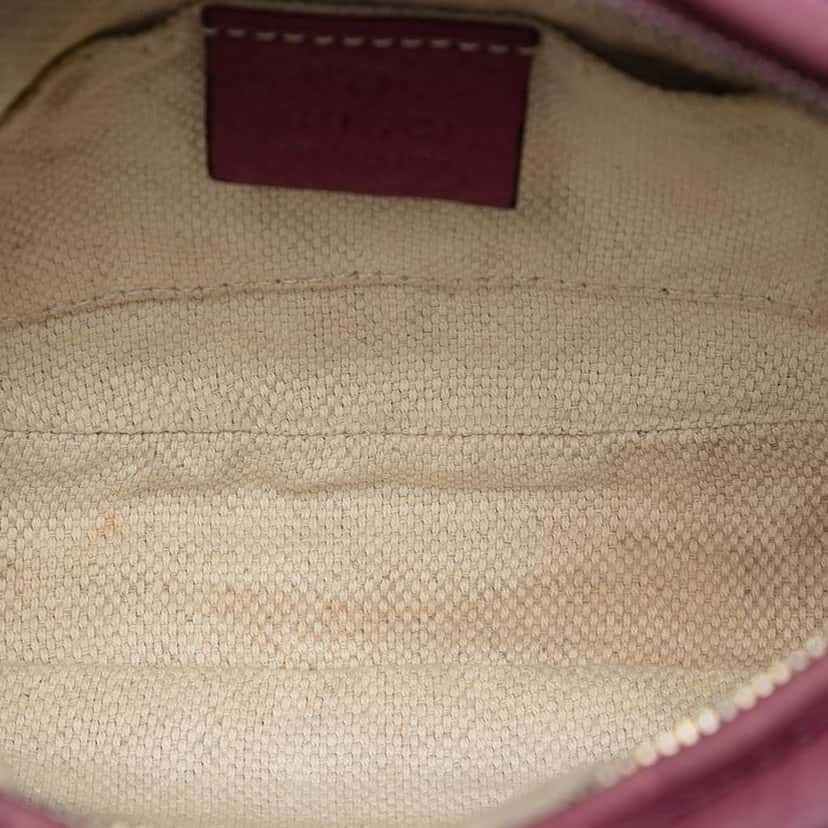 Gucci Mini Pebbled Calfskin Soho Chain Crossbody Pink Leather Very good condition - Model View