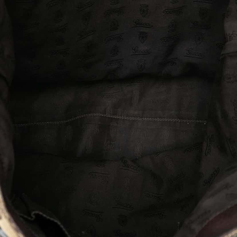 Gucci Large GG Canvas GG Charm Tote Brown Canvas Good condition - Model View