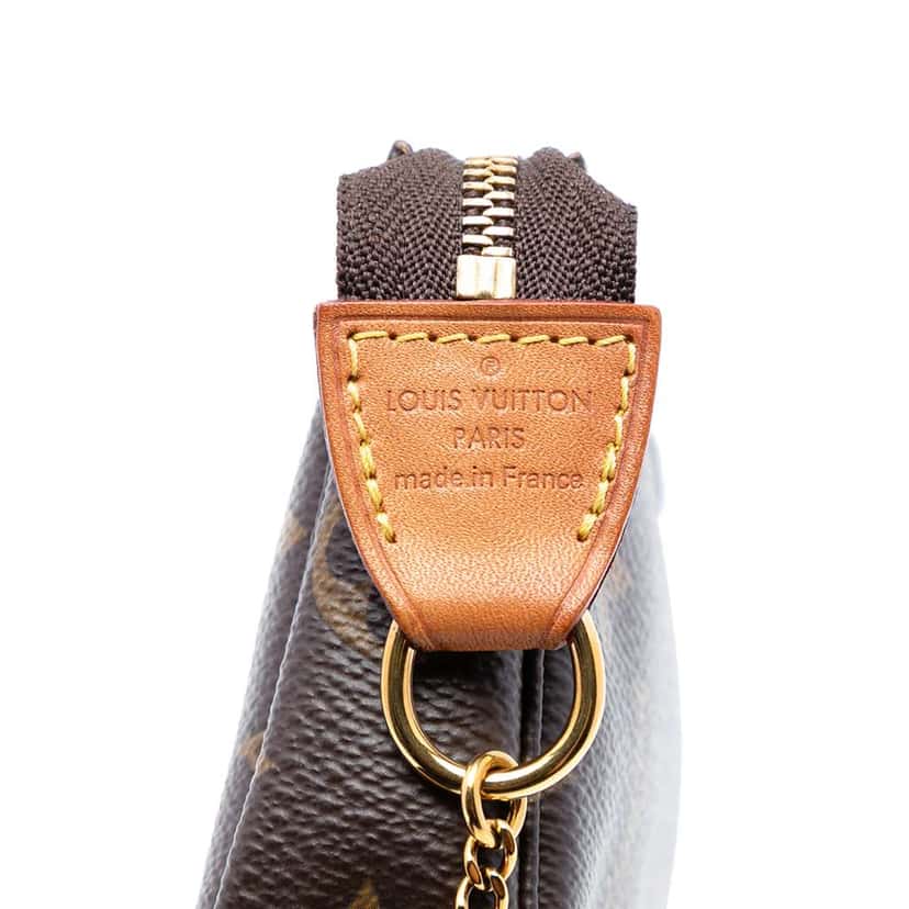 Louis Vuitton Monogram Mini Pochette Accessoires Brown Very good condition - Box View