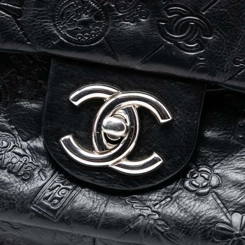 Chanel Jumbo Embossed Calfskin Lucky Symbols Flap Black Leather Good condition - Box View