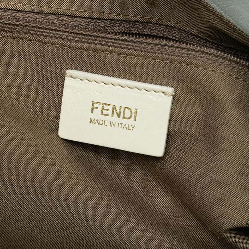 Fendi Leather FF Tote White Leather Very good condition - Box View