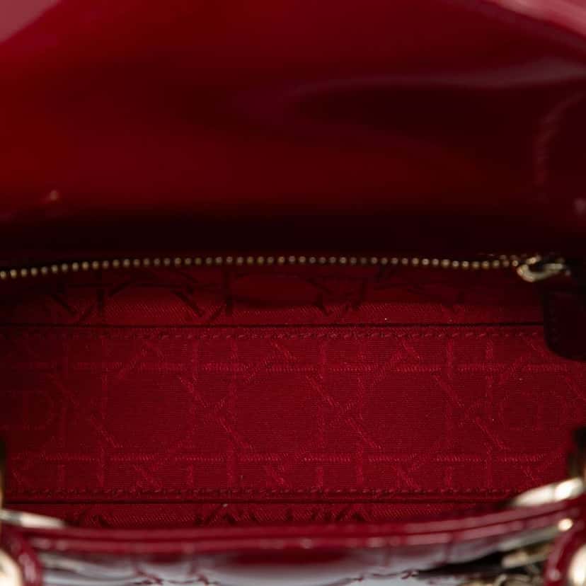 Dior Mini Patent Cannage Lady Dior Red Leather Good condition - Model View