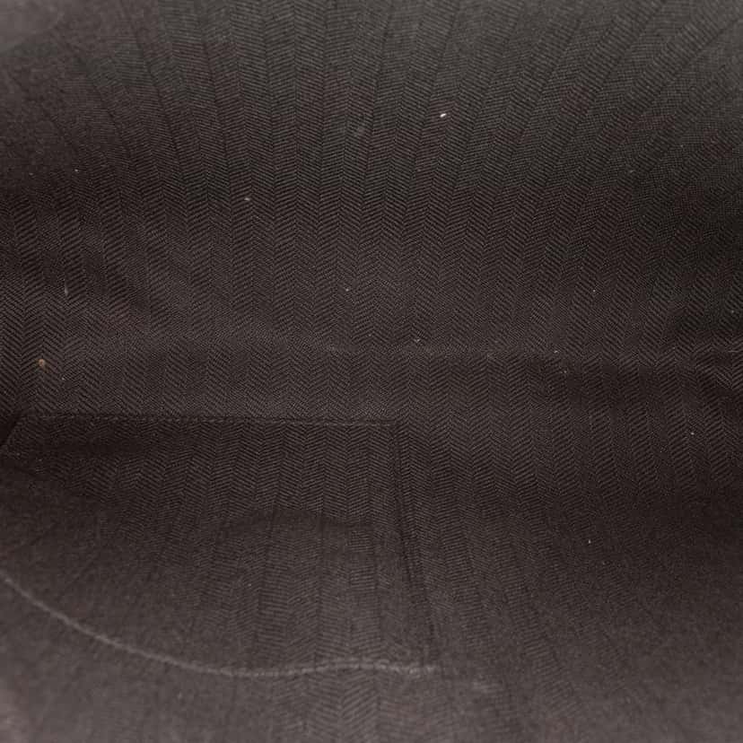 Loewe Bicolor Leather Anagram T Pouch Pink Leather Very good condition - Model View