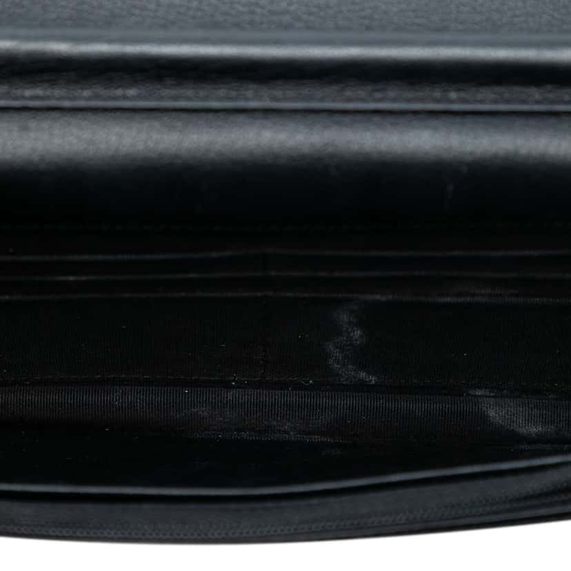 Chanel CC Quilted Patent Aged Calfskin Gabrielle Wallet On Chain Black Leather Good condition - Model View