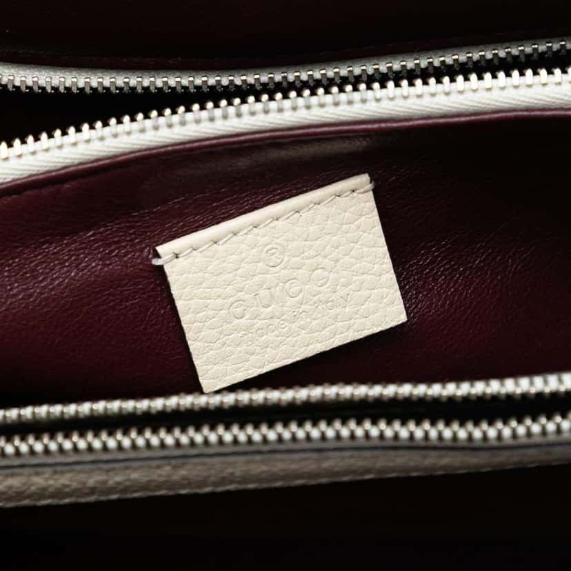 Gucci Small Grained Calfskin Zumi Top Handle Bag White Leather Very good condition - Box View