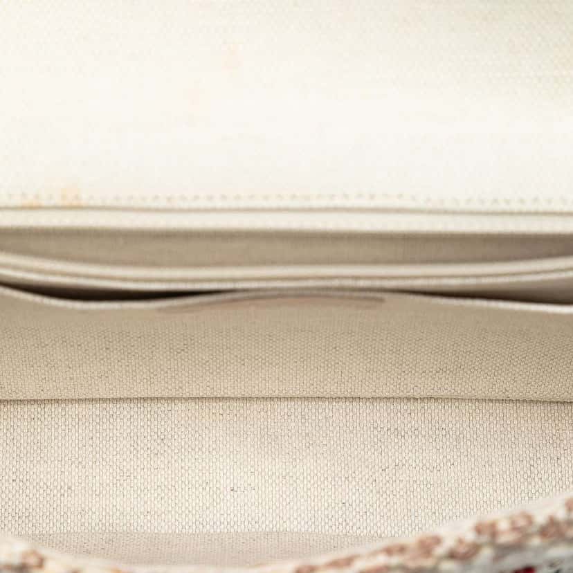 Chanel Medium Classic Tweed and Raffia Single Flap Brown Tweed Good condition - Model View