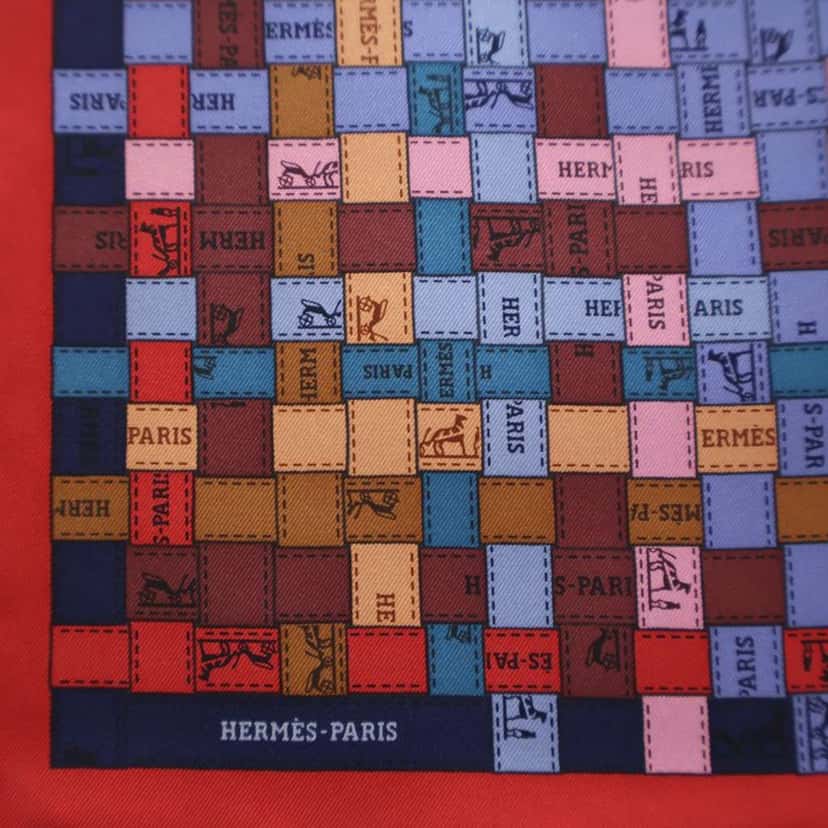 Hermès Bolduc Au Carre Silk Scarf Red Silk Good condition - Back View