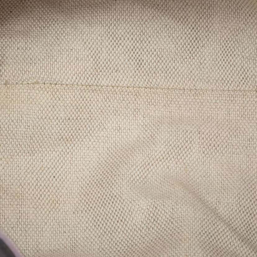 Gucci Medium Metallic Leather Soho Chain Tote Purple Leather Good condition - Model View