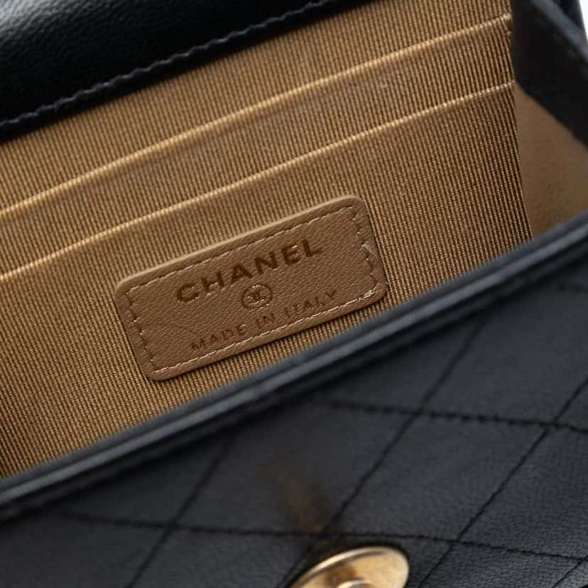 Chanel Mini Goatskin Chic Pearls Clutch On Chain Black Leather Very good condition - Box View