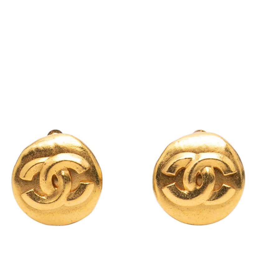 Chanel CC Gold Plated Round Clip on Earrings Gold Metal Good condition - Front View