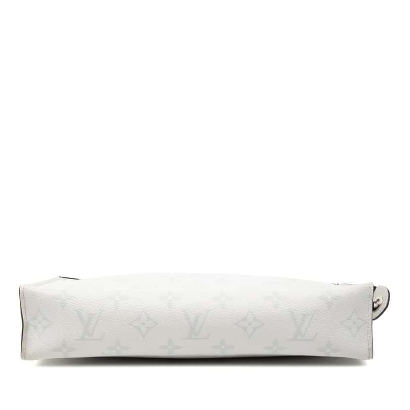 Louis Vuitton Monogram Taigarama Pochette Voyage MM Grey Good condition - Inside View