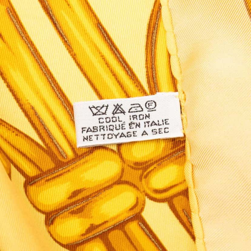 Chanel CC Bon Voyage Silk Scarf Yellow Silk Good condition - Back View