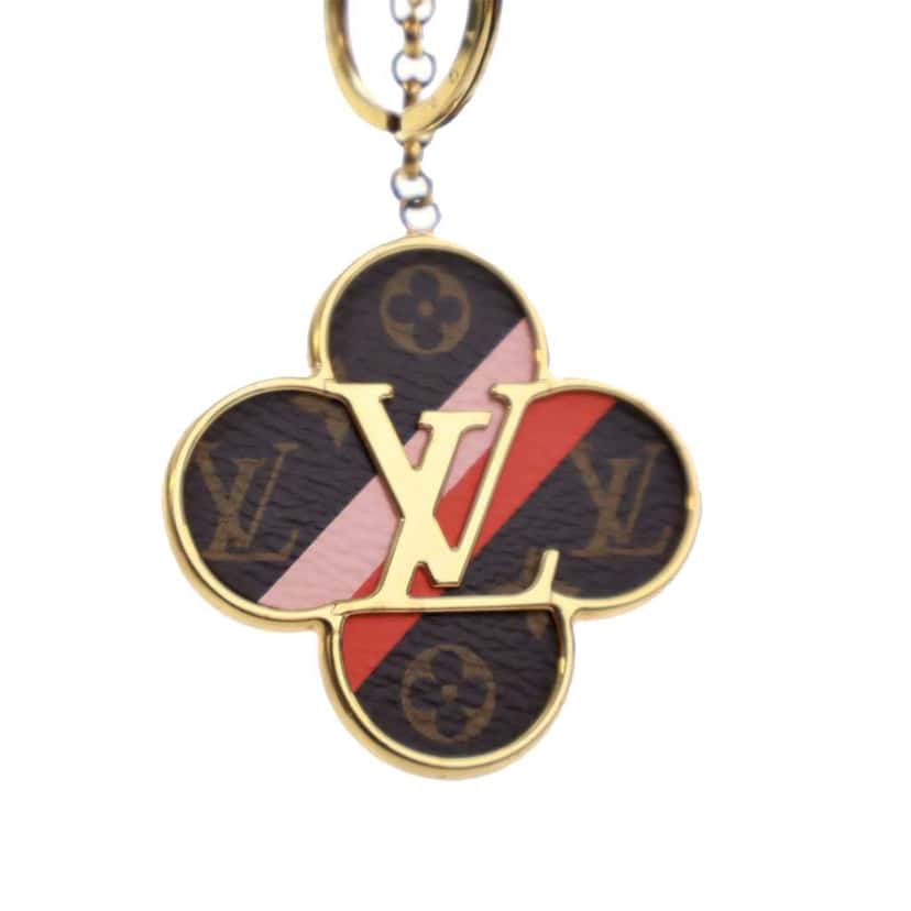 Louis Vuitton Gold Plated Monogram Into The Flower Bag Charm and Key Holder Gold Metal Good condition - Model View
