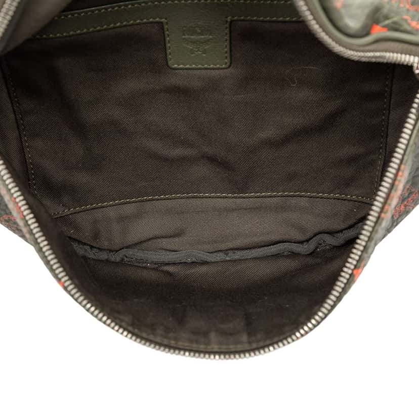 Mcm Visetos Coated Canvas Belt Bag Black Canvas Good condition - Model View