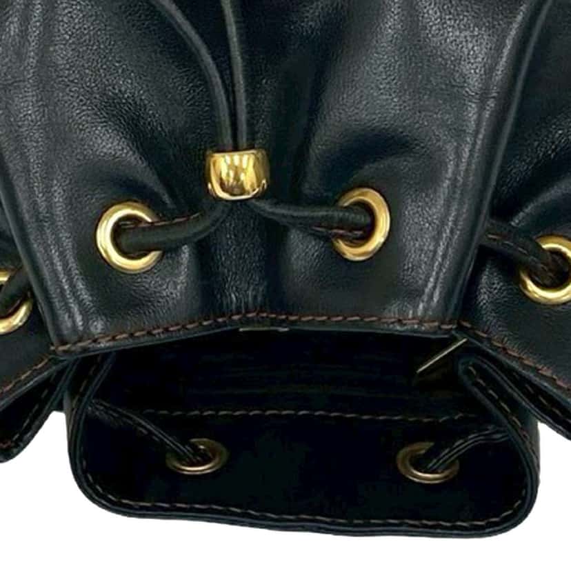 Saint Laurent Leather Bucket Bag Black Leather Good condition - Box View