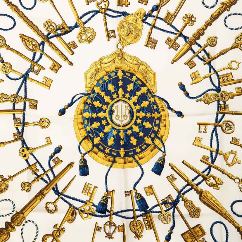 Hermès Les Cles Silk Scarf 90 White Silk Good condition - Back View