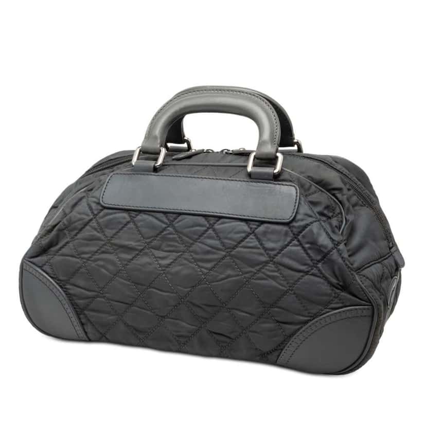 Chanel Paris New York Quilted Nylon Duffle Handbag Grey Very good condition - Back View