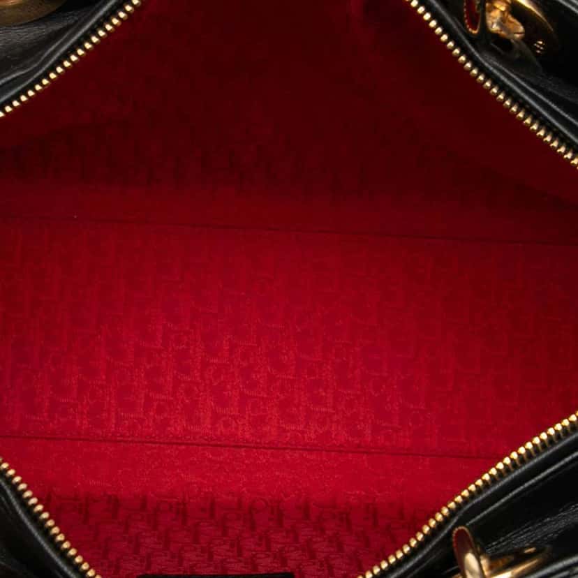 Dior Large Lambskin Cannage Lady Dior Black Leather Very good condition - Model View