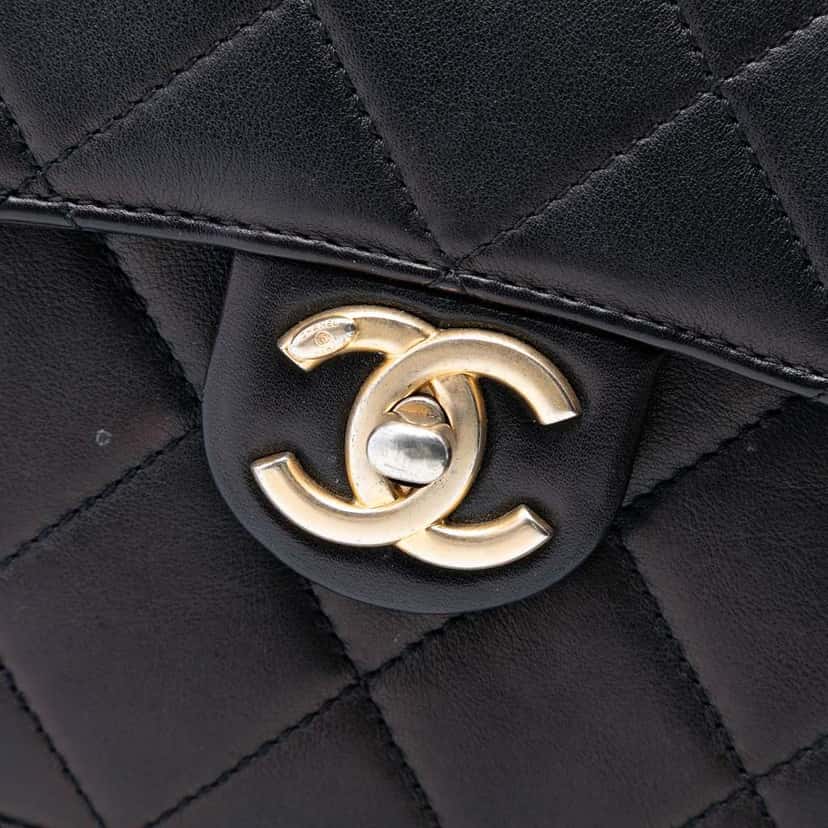 Chanel Mini CC Quilted Shiny Calfskin Round Moon Messenger Flap Black Leather Very good condition - Box View