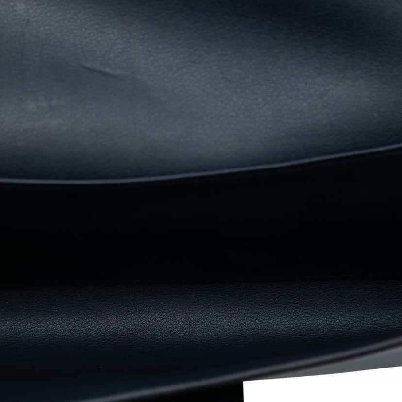 Hermès Tadelakt Medor Clutch 23 Blue Leather Good condition - Model View