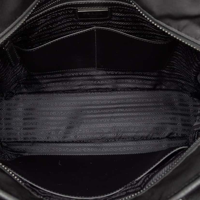 Prada Tessuto Convertible Tote Black Good condition - Model View