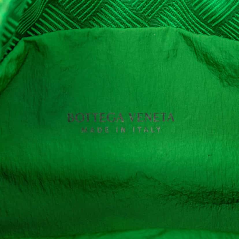 Bottega Veneta Nylon and Mesh Intrecciato Belt Bag Green Very good condition - Box View