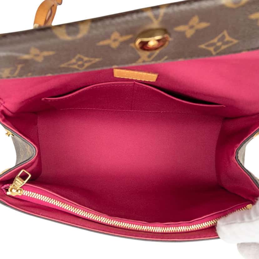 Louis Vuitton Monogram Cluny BB Brown Good condition - Model View