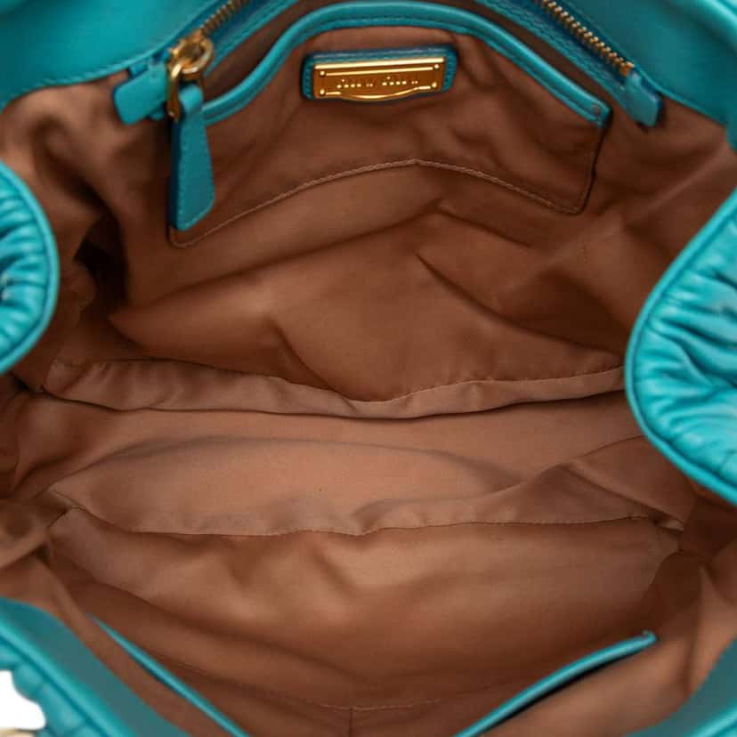 Miu Miu Matelasse Nappa Tote Blue Leather Very good condition - Model View